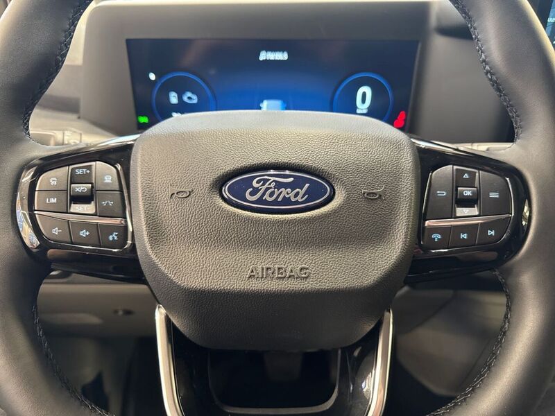 heti ajoon Ford Transit Custom