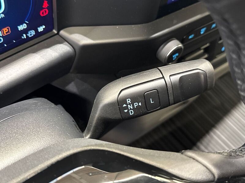 heti ajoon Ford Transit Custom