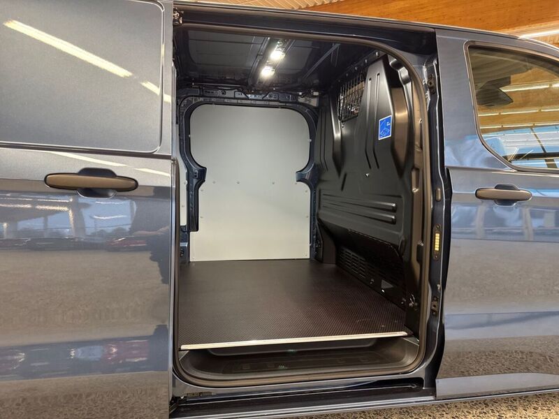 heti ajoon Ford Transit Custom