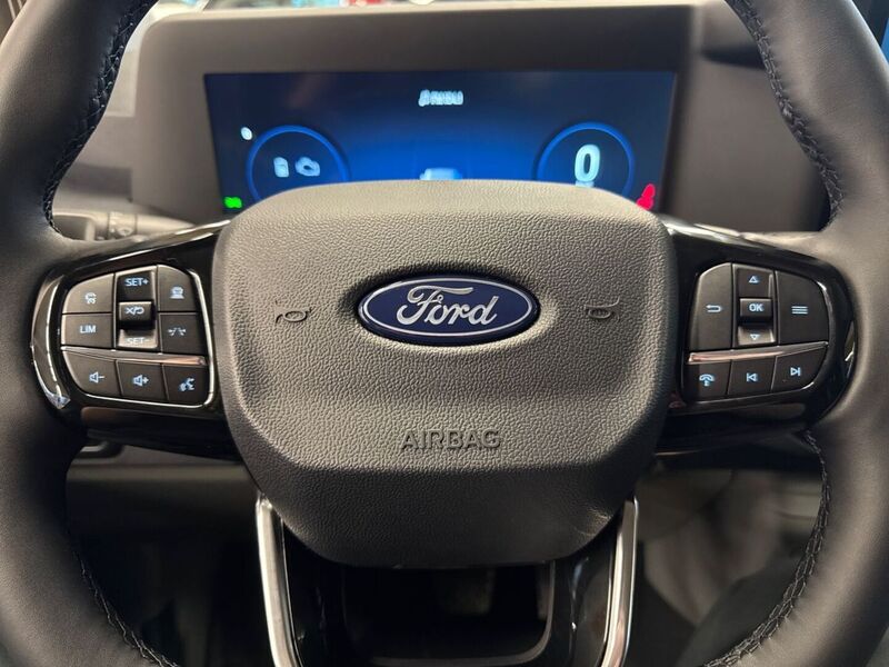 heti ajoon Ford Transit Custom