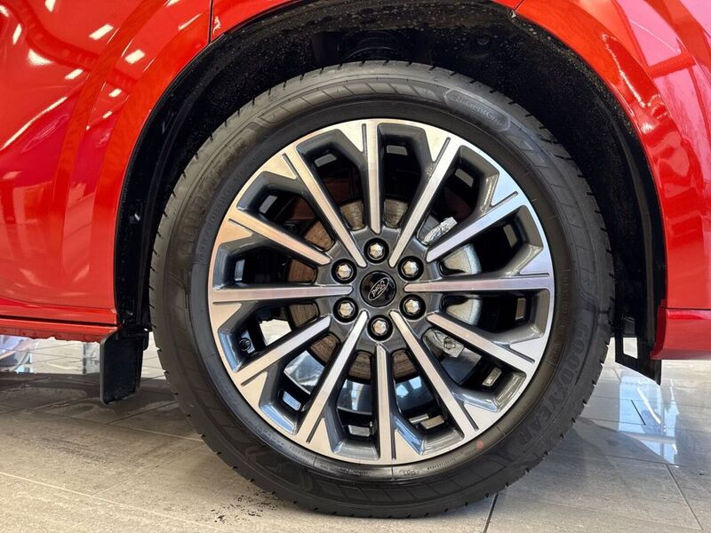 heti ajoon Ford Transit Custom