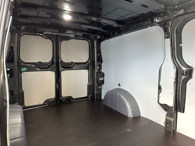 heti ajoon Ford Transit Custom