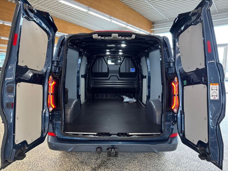 heti ajoon Ford Transit Custom