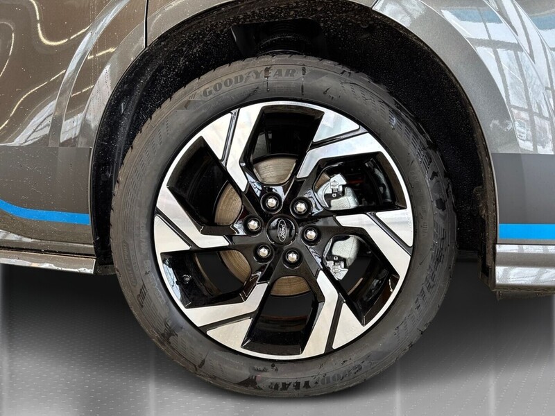 heti ajoon Ford Transit Custom