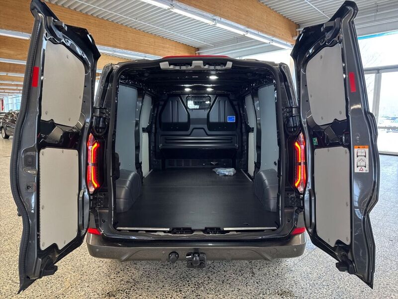 heti ajoon Ford Transit Custom
