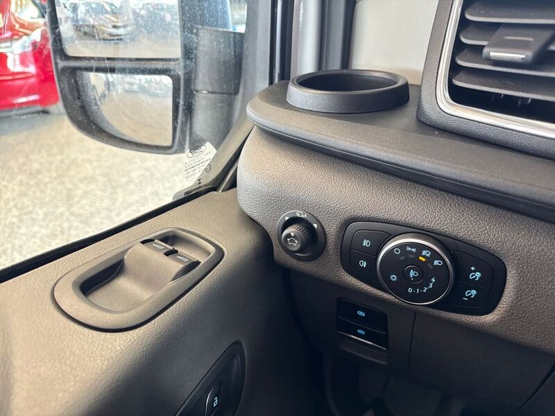 heti ajoon Ford Transit