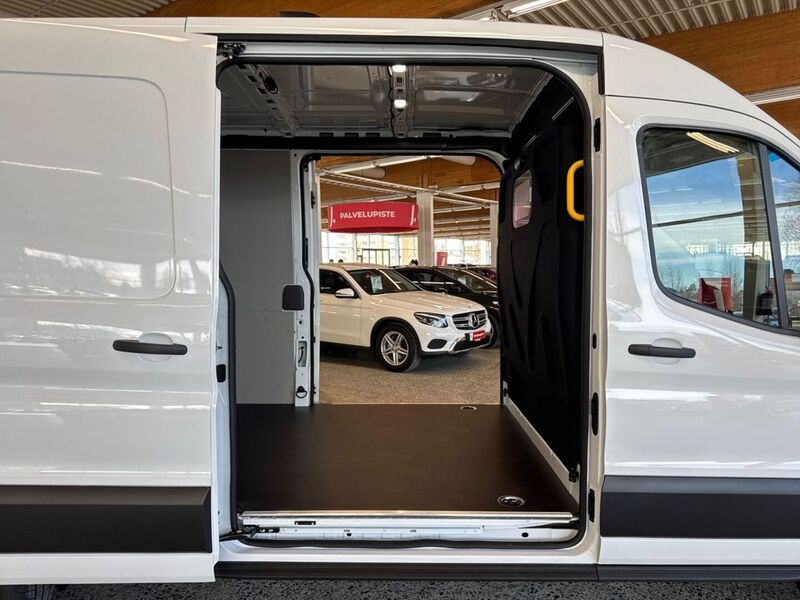 heti ajoon Ford Transit