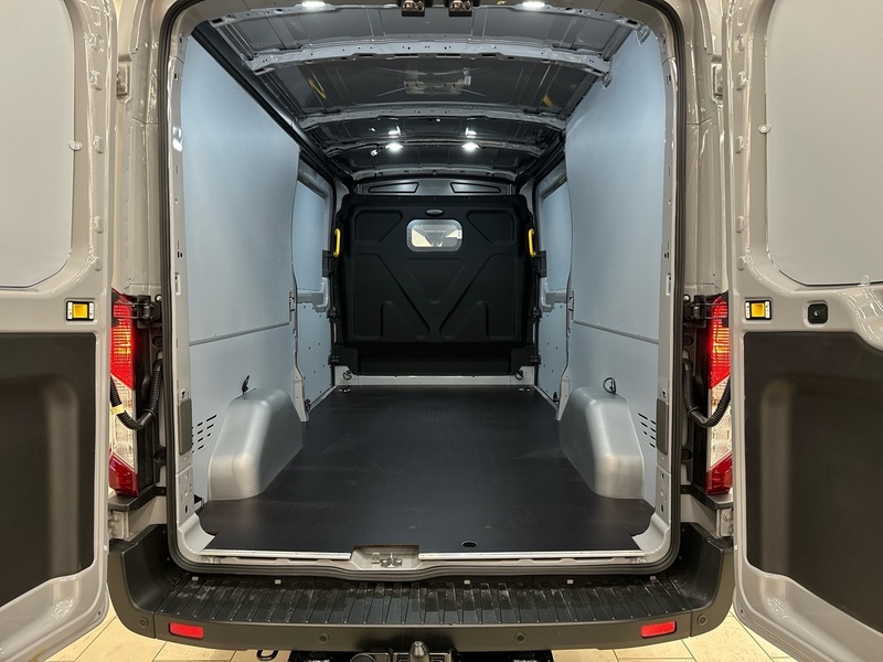 heti ajoon Ford Transit