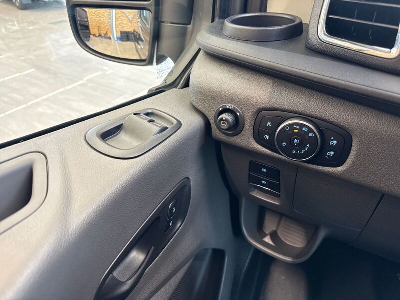 heti ajoon Ford Transit