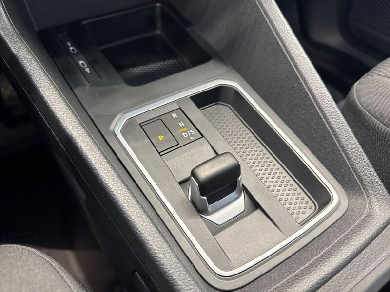 heti ajoon Ford Transit Connect