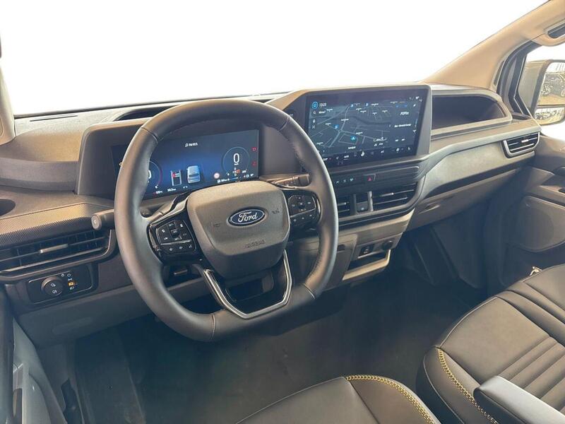 heti ajoon Ford Transit Custom