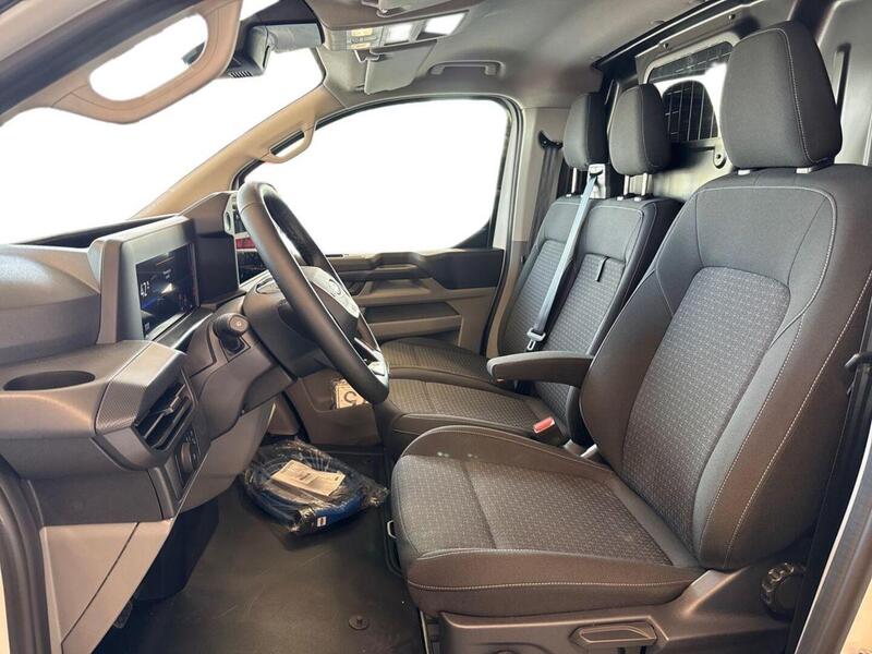 heti ajoon Ford Transit Custom