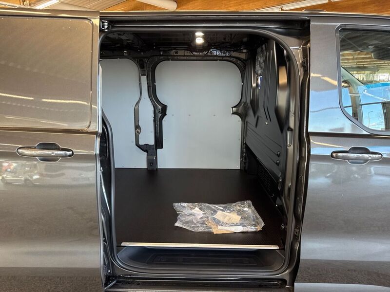 heti ajoon Ford Transit Custom