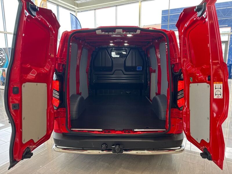heti ajoon Ford Transit Custom