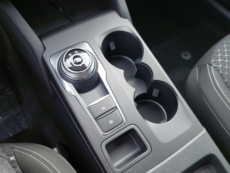 2,5 Hybrid (HEV) 183hv CVT AWD Titanium - KIINTEÄ 0,49% KORKO + KULUT - heti ajoon Ford Kuga