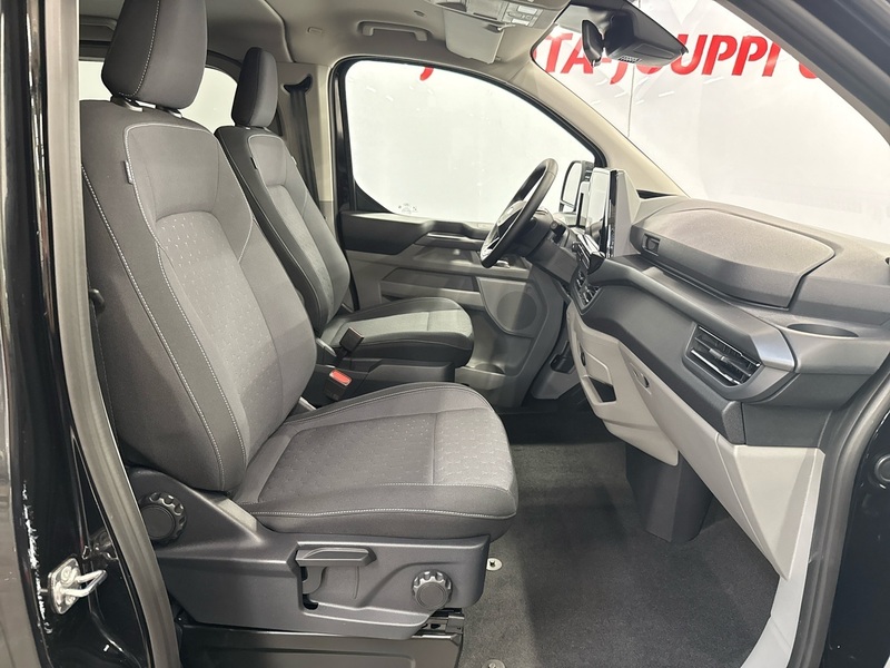 heti ajoon Ford Tourneo Custom