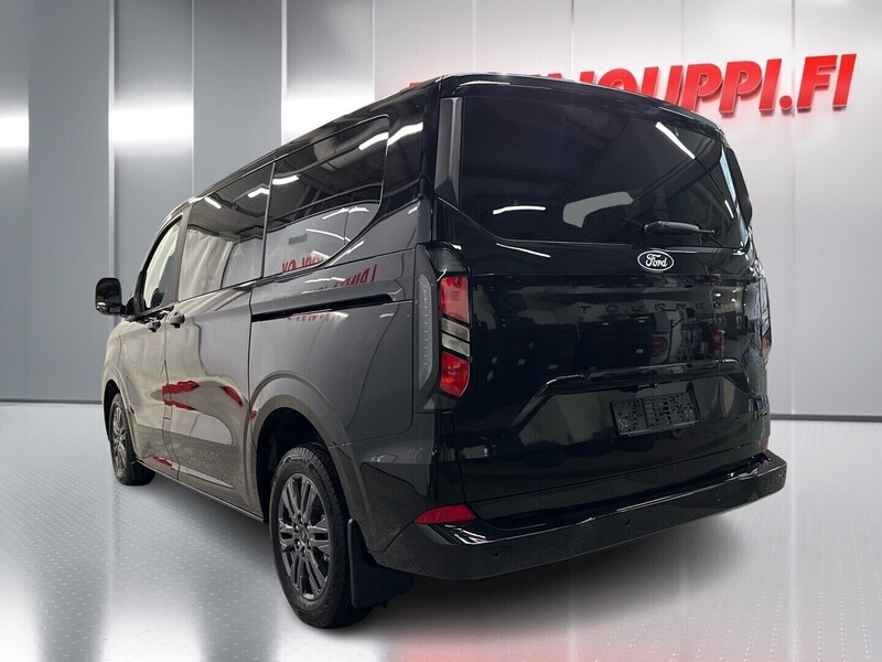 heti ajoon Ford Tourneo Custom