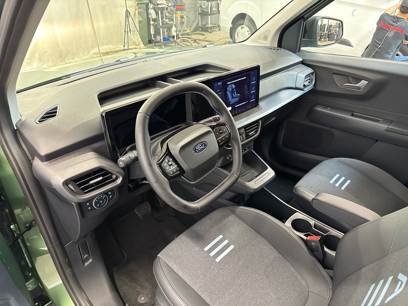 heti ajoon Ford Tourneo Courier