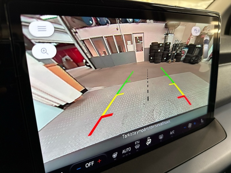 heti ajoon Ford Tourneo Courier