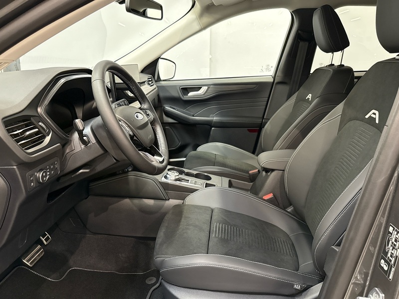 2.5 Ladattava hybridi (PHEV) 243hv FWD CVT Active X - KIINTEÄ 0% KORKO + KULUT - Uusi näyttävä Activ heti ajoon Ford Kuga