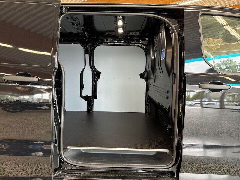 heti ajoon Ford Transit Custom