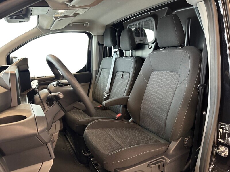 heti ajoon Ford Transit Custom