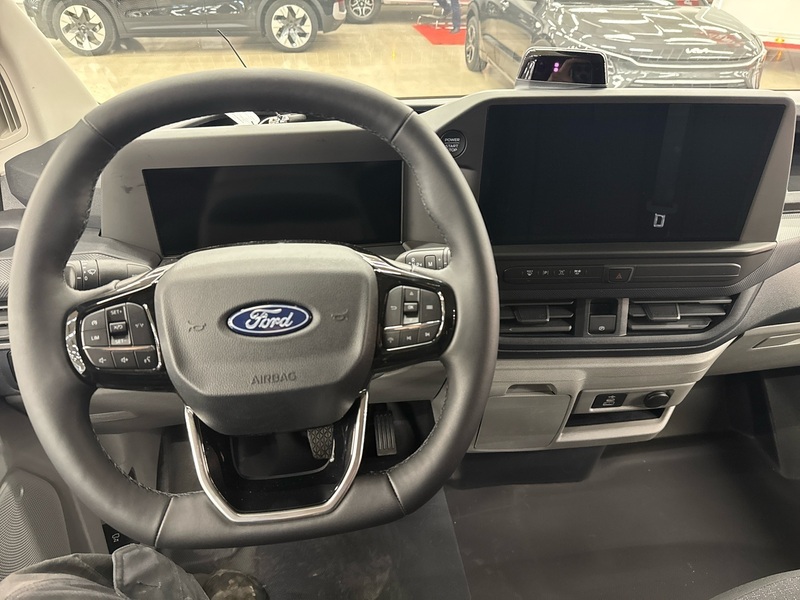 heti ajoon Ford Transit Custom