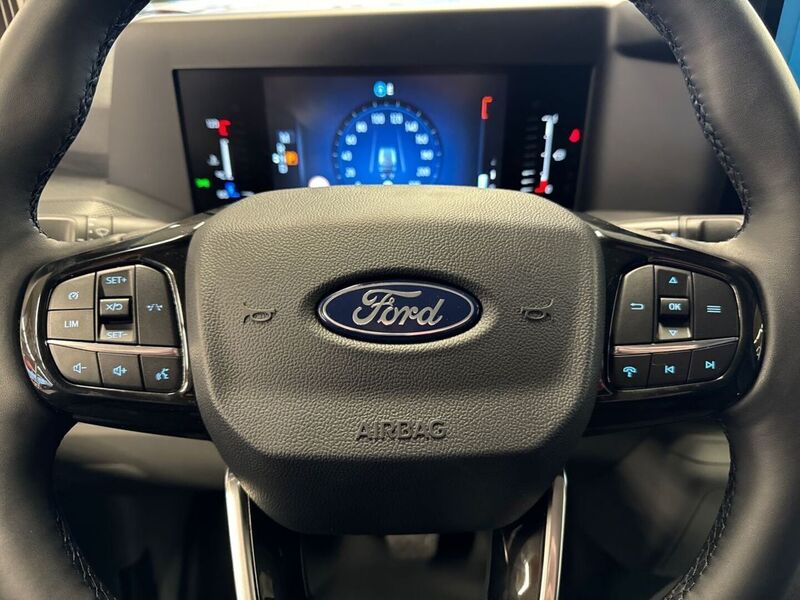 heti ajoon Ford Transit Custom