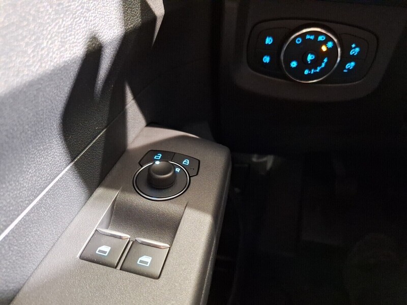 heti ajoon Ford Transit Courier