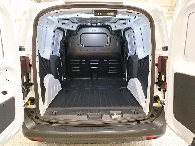 heti ajoon Ford Transit Courier