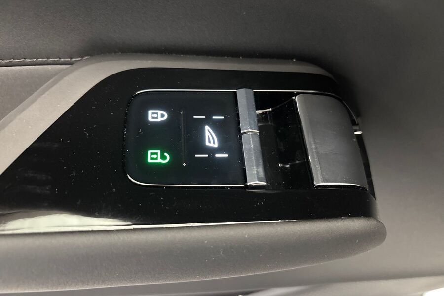 heti ajoon Volvo EX90