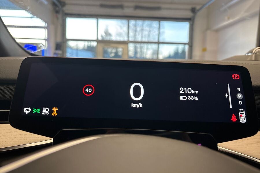 heti ajoon Volvo EX90