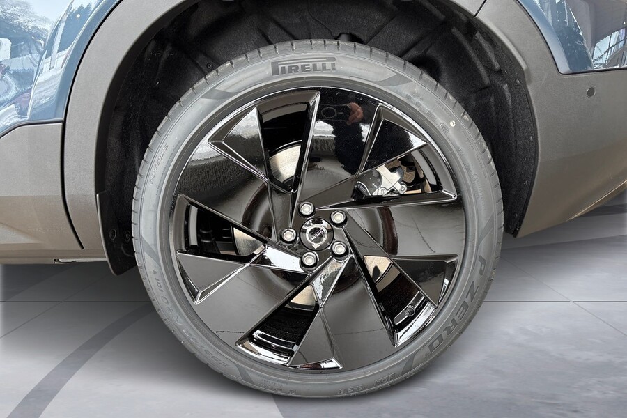 heti ajoon Volvo EC40