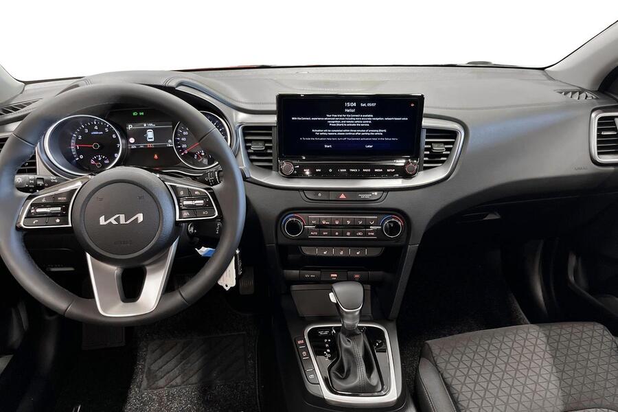 1,0 T-GDI Mild-Hybrid 100hv LX Comfort DCT SW // LX Comfort Pack // heti ajoon Kia Ceed
