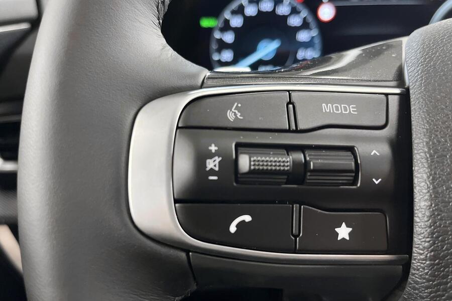 1,6 T-GDI AWD Plug-in Hybrid Edition AT 245hv *** Rahoituskorko 0,99 % + kulut heti ajoon Kia Sportage