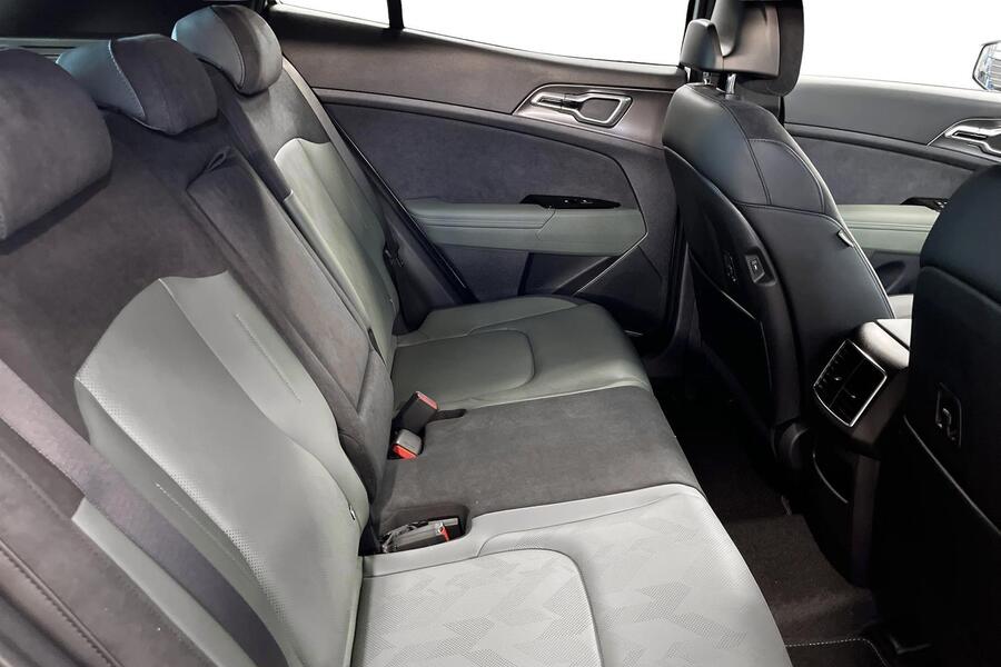 1,6 T-GDI AWD Plug-in Hybrid Edition AT 245hv *** Rahoituskorko 0,99 % heti ajoon Kia Sportage