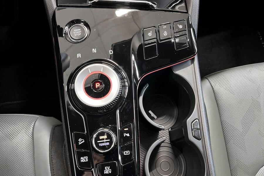 1,6 T-GDI AWD Plug-in Hybrid Edition AT 245hv *** Rahoituskorko 0,99 % heti ajoon Kia Sportage
