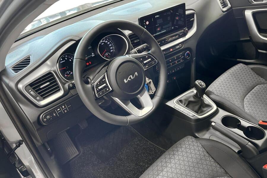 1,0 T-GDI 100hv LX SW *** Rahoituskorko 0,99 % heti ajoon Kia Ceed
