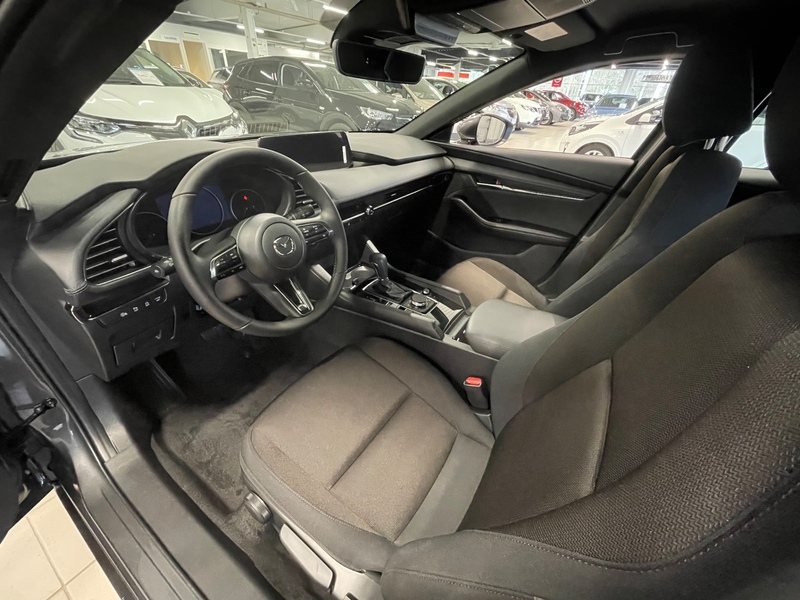 heti ajoon Mazda 3