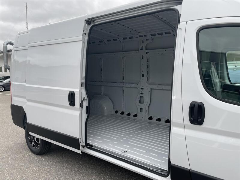 heti ajoon Opel Movano