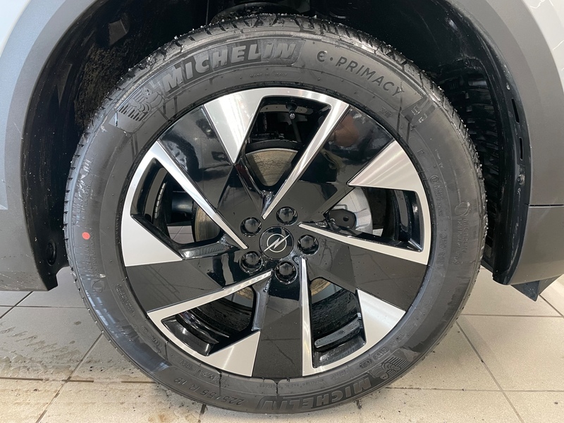 heti ajoon Opel Grandland