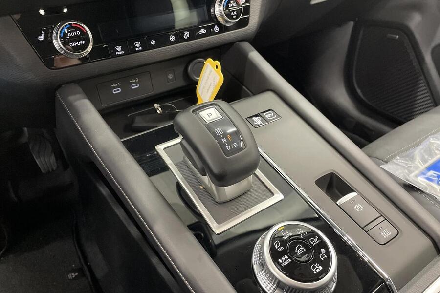 heti ajoon Mitsubishi Outlander