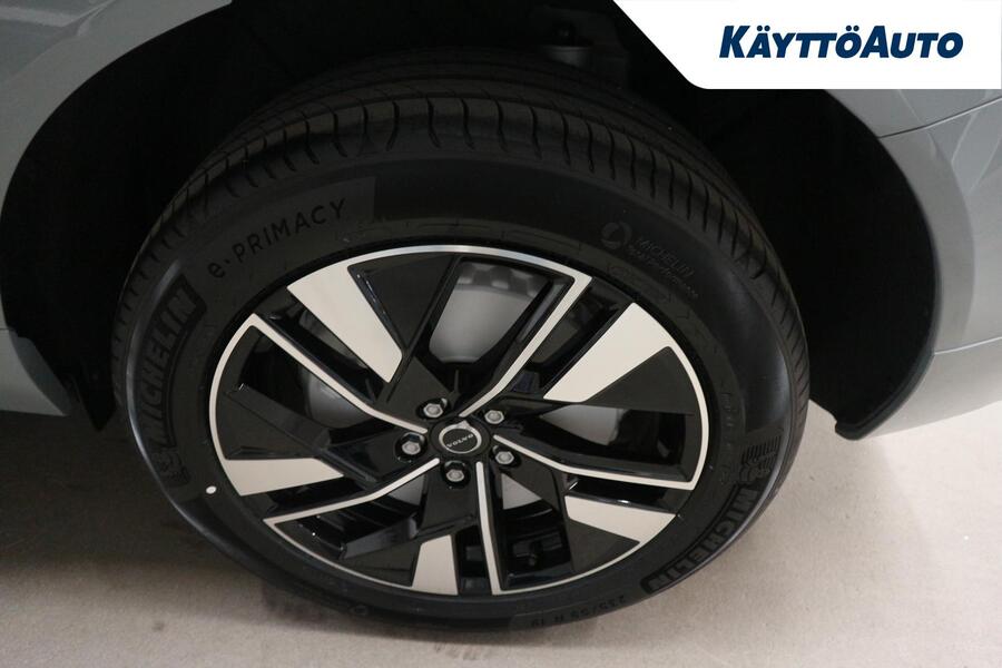 T6 AWD Long Range Plus Dark heti ajoon Volvo XC60