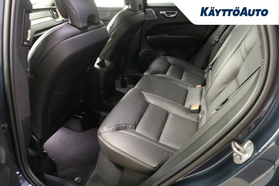 T8 AWD Long Range High Performance Ultra Dark heti ajoon Volvo XC60