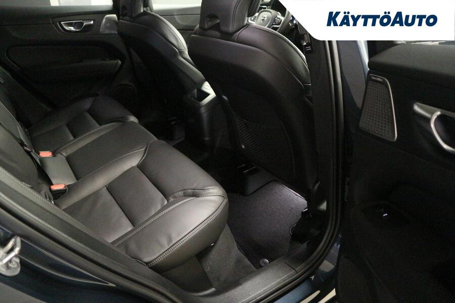 T8 AWD Long Range High Performance Ultra Dark heti ajoon Volvo XC60