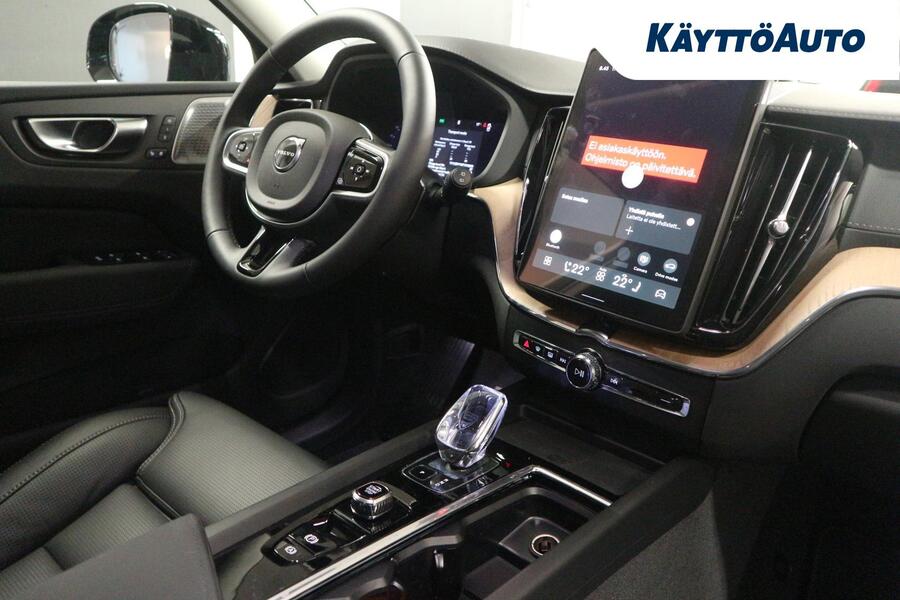 T8 AWD Long Range High Performance Ultra Dark heti ajoon Volvo XC60