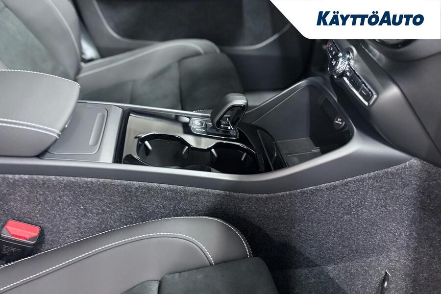 heti ajoon Volvo EX40