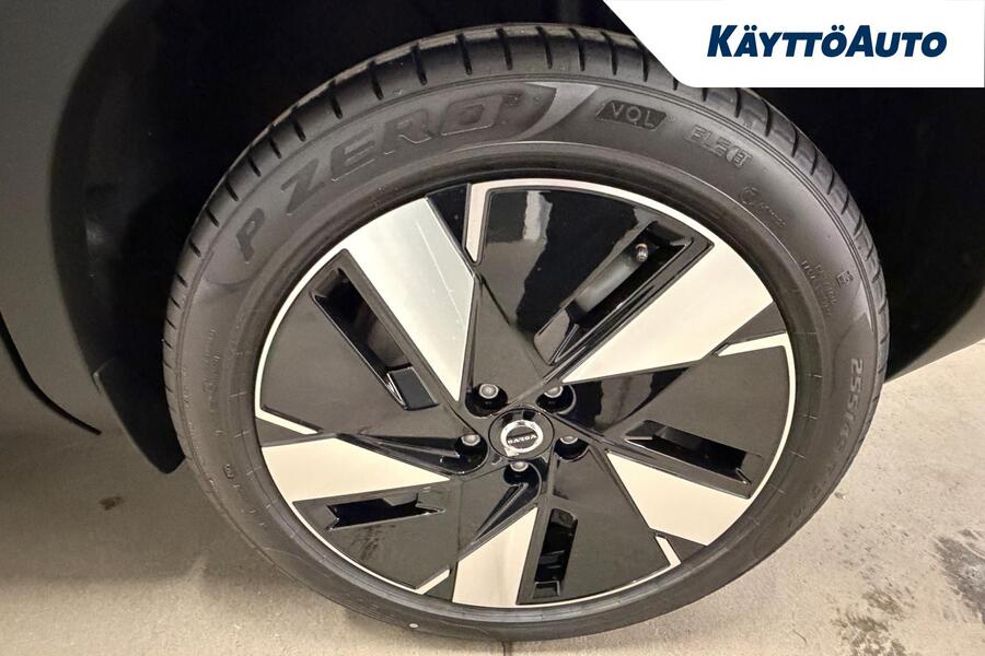 heti ajoon Volvo EX40