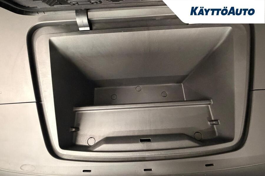 heti ajoon Volvo EX30 Cross Country