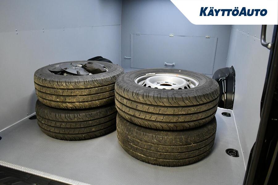 heti ajoon Mercedes-Benz Sprinter